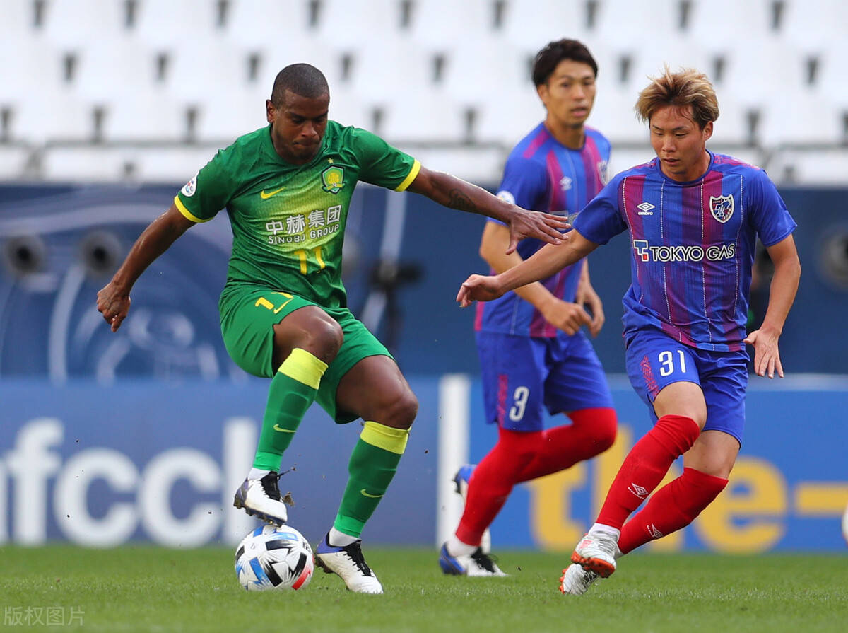 ag体育官网-转折点!西汉姆遗憾出局,欧超杯今夜攻防权衡,质疑声仍在,年轻球员得到机会